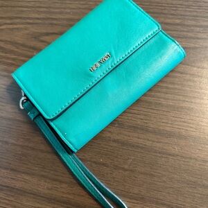 Nine West green/aqua wallet